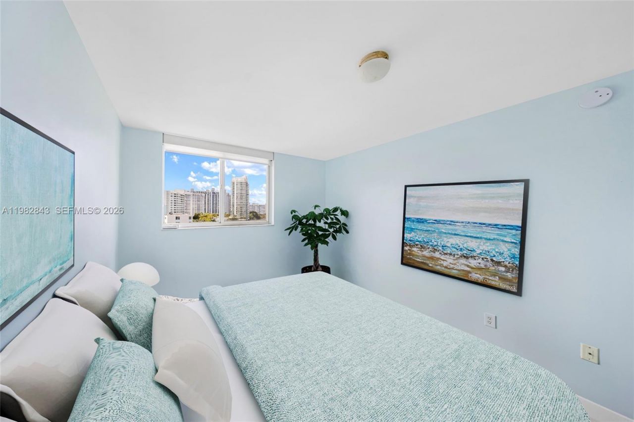1688 West Ave , Unit 801, Miami Beach, FL 33139 Photo