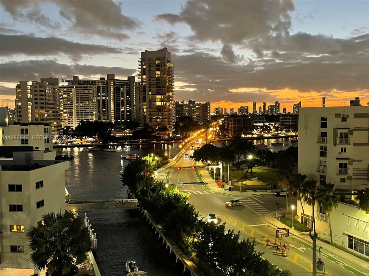 1688 West Ave, Unit 801, Miami Beach, FL 33139 Photo