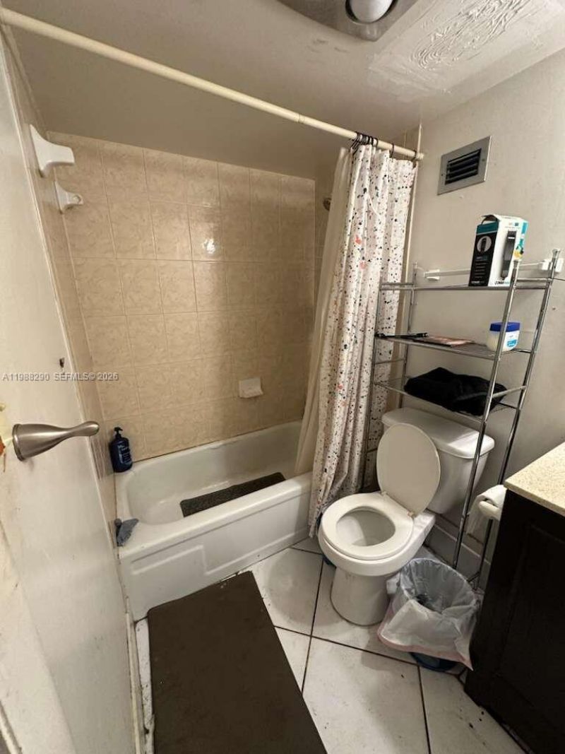 3300 Spanish Moss Ter, Unit 301, Lauderhill, FL 33319 Photo