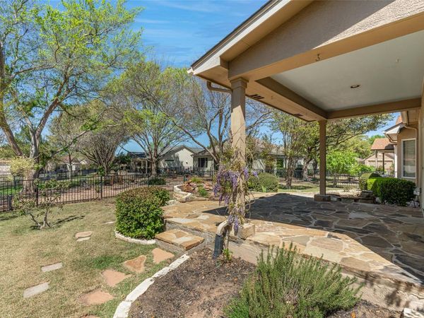 516 Texas DR, Georgetown, TX 78633