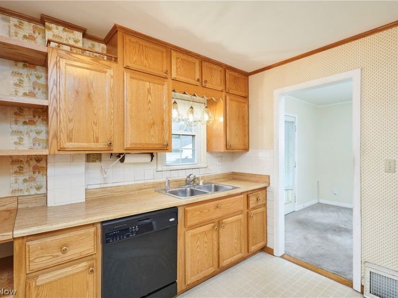 2491 8th Street, Cuyahoga Falls, OH 44221 Photo 10