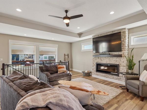 2835 Crescent Ridge Drive, Waukee, IA 50263