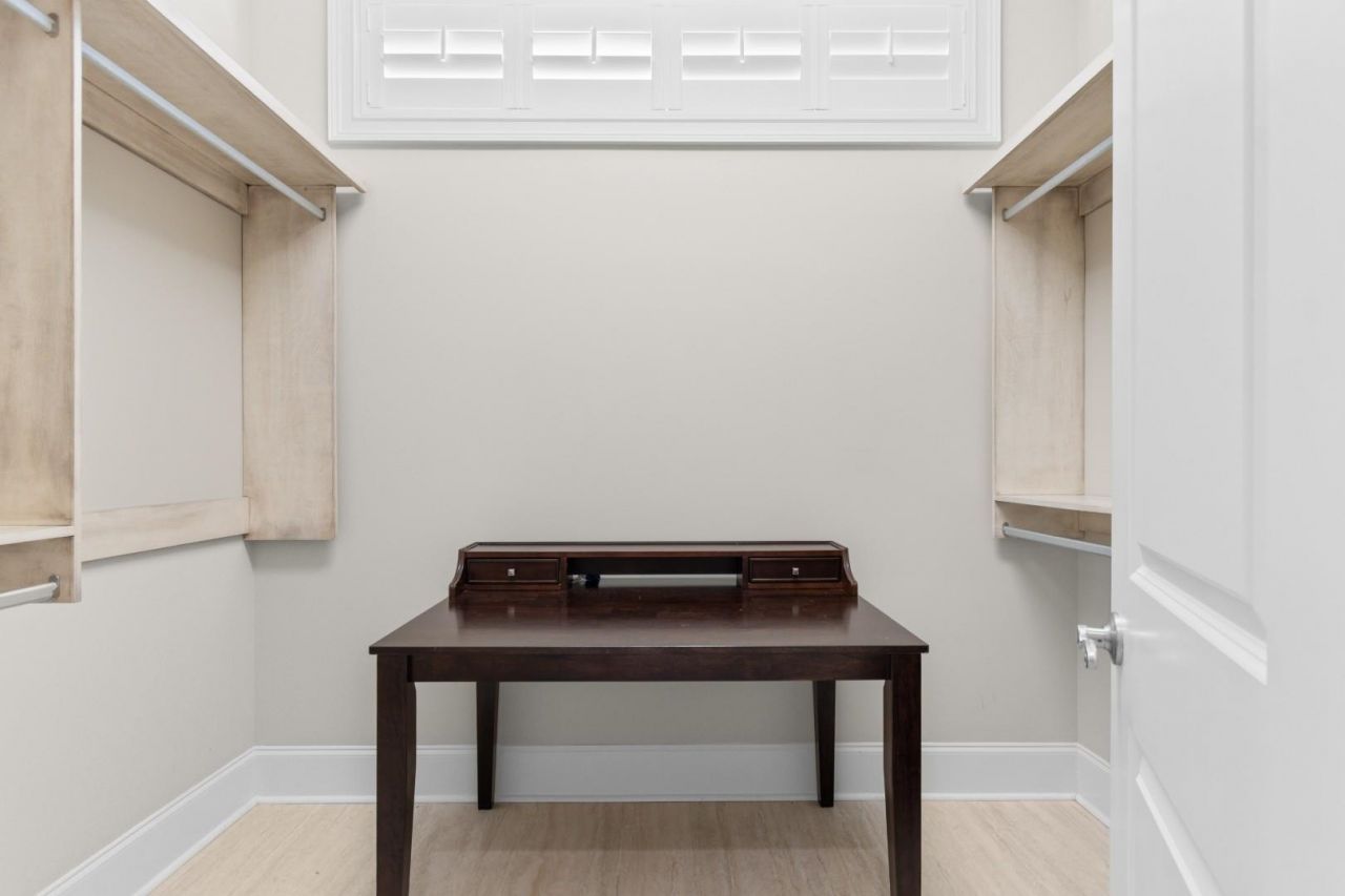 2117 Via Palma Dr.  Photo 18