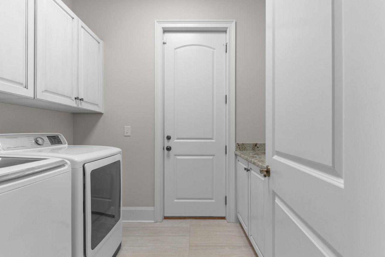 2117 Via Palma Dr.  Photo 29