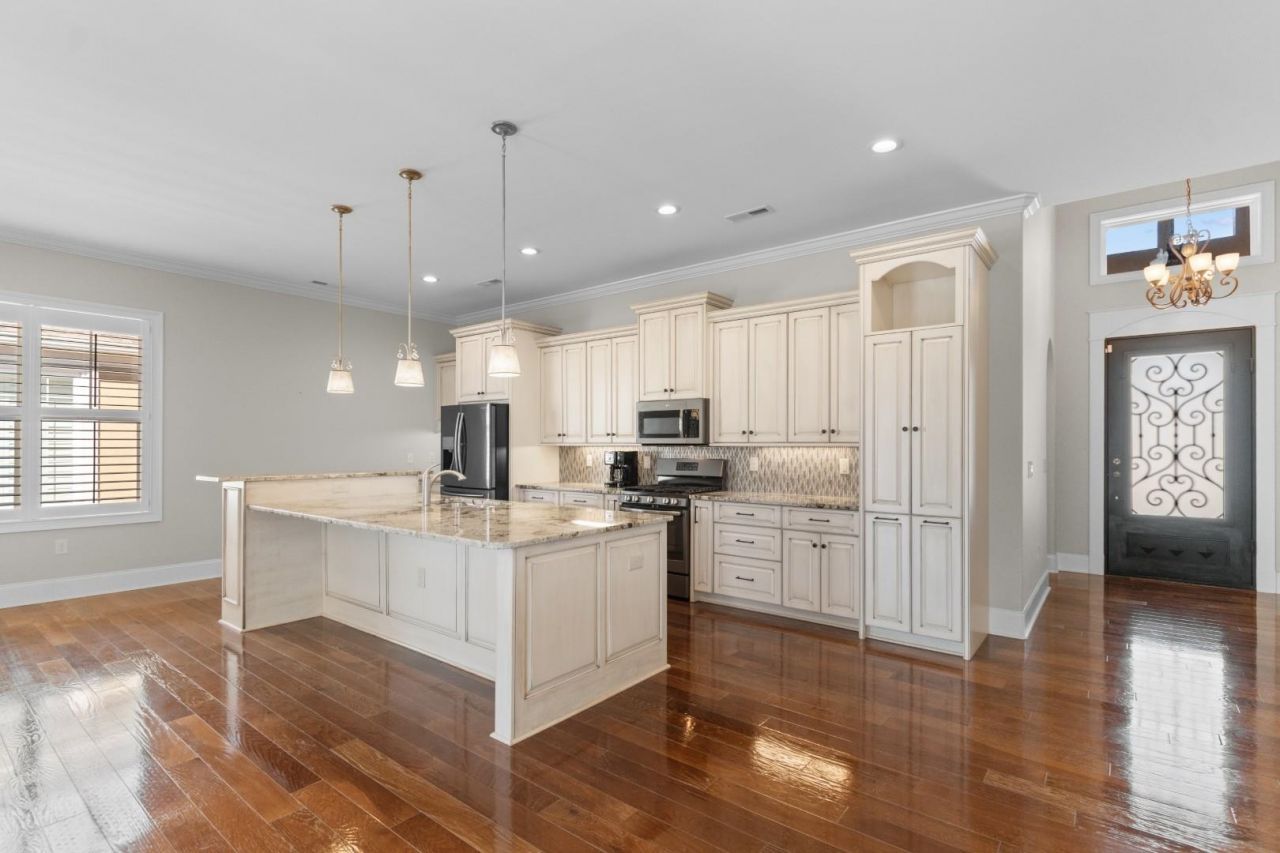 2117 Via Palma Dr.  Photo 4