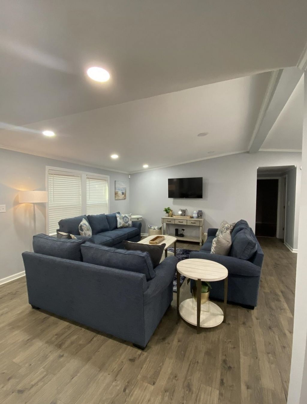 490 Waverly Rd. Photo 5