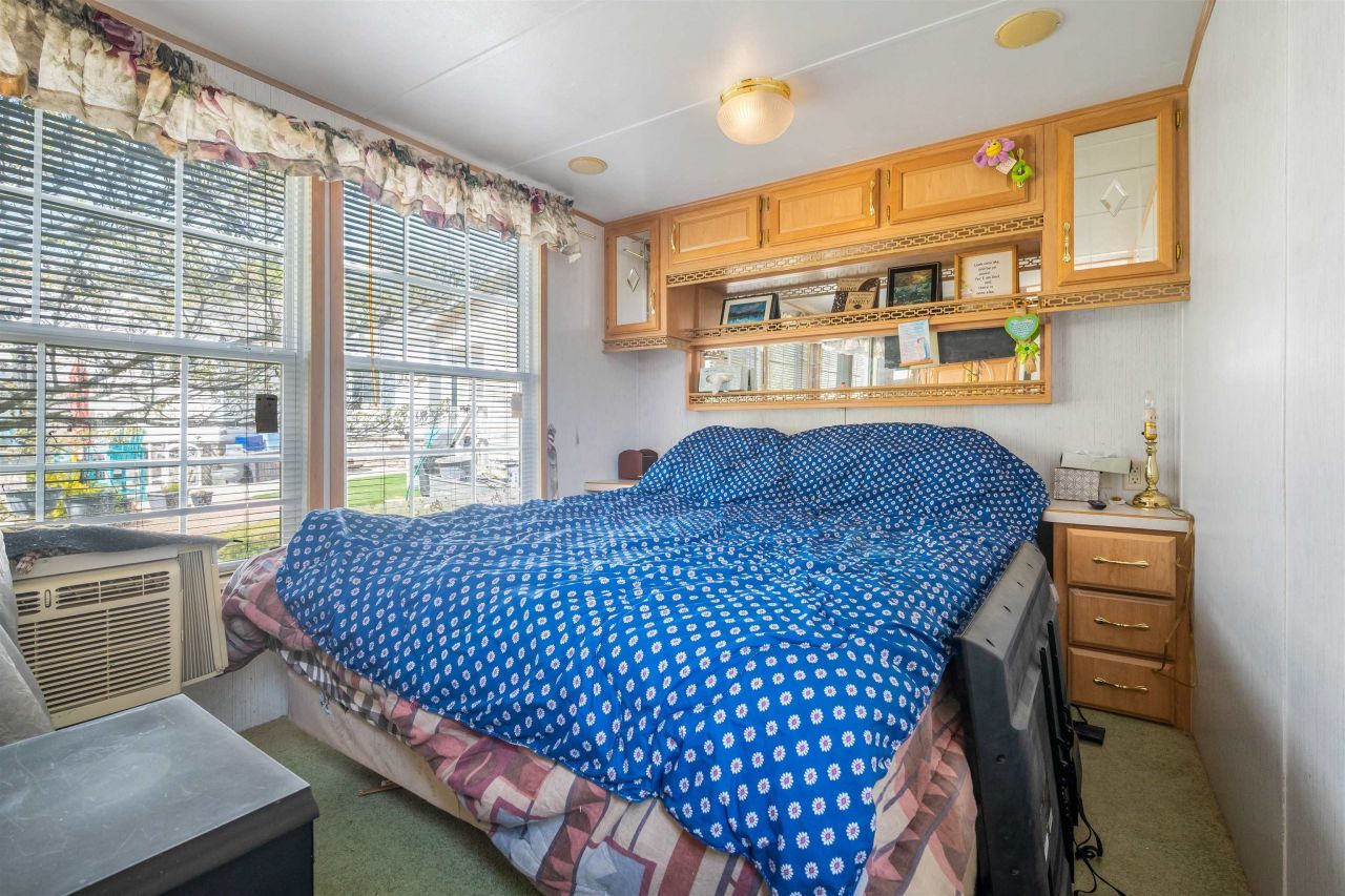 5400 Little River Neck Rd. Photo 7