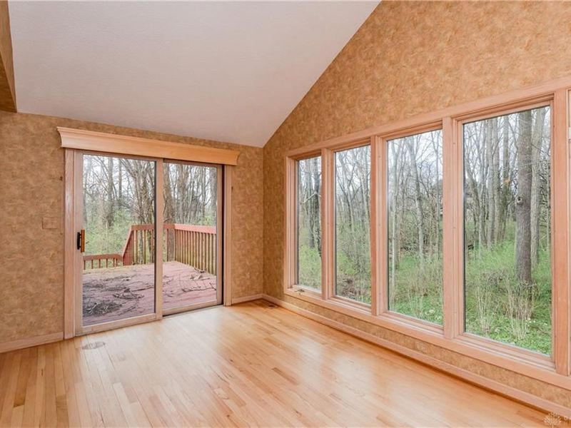 6485 Landsend Court, Butler Township, OH 45414 Photo 11