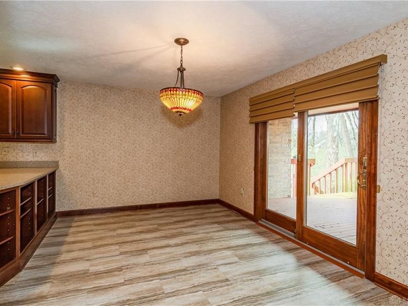 6485 Landsend Court, Butler Township, OH 45414 Photo 12