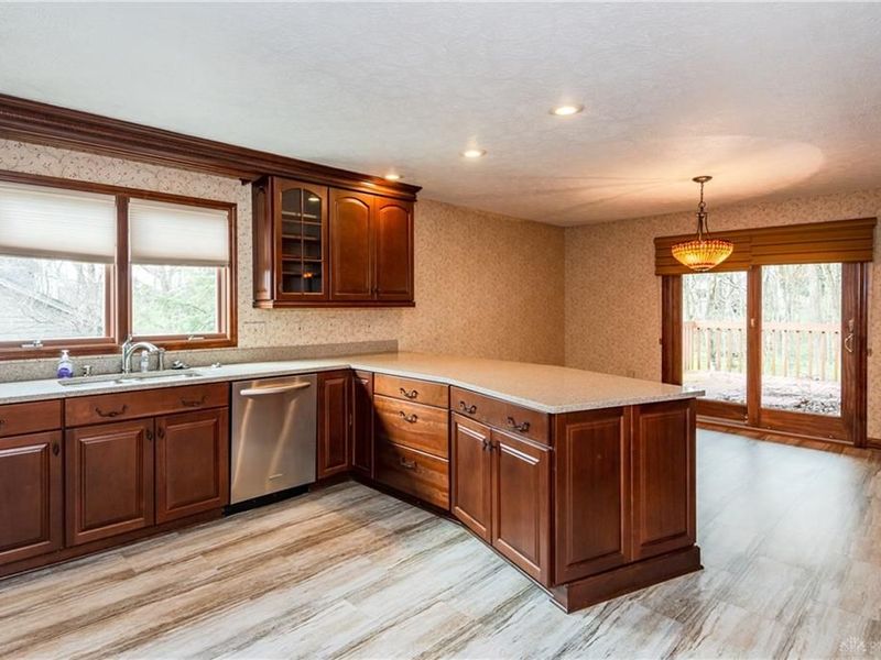 6485 Landsend Court, Butler Township, OH 45414 Photo 15