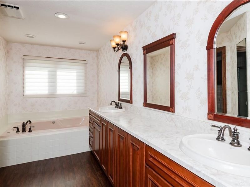 6485 Landsend Court, Butler Township, OH 45414 Photo 23