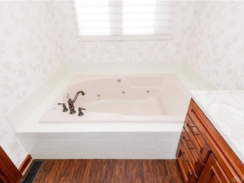 6485 Landsend Court, Butler Township, OH 45414 Photo 24