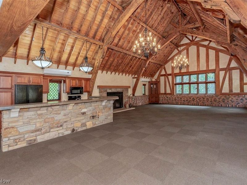 7020 S Woodland Road , Chagrin Falls, OH 44022 Photo 12