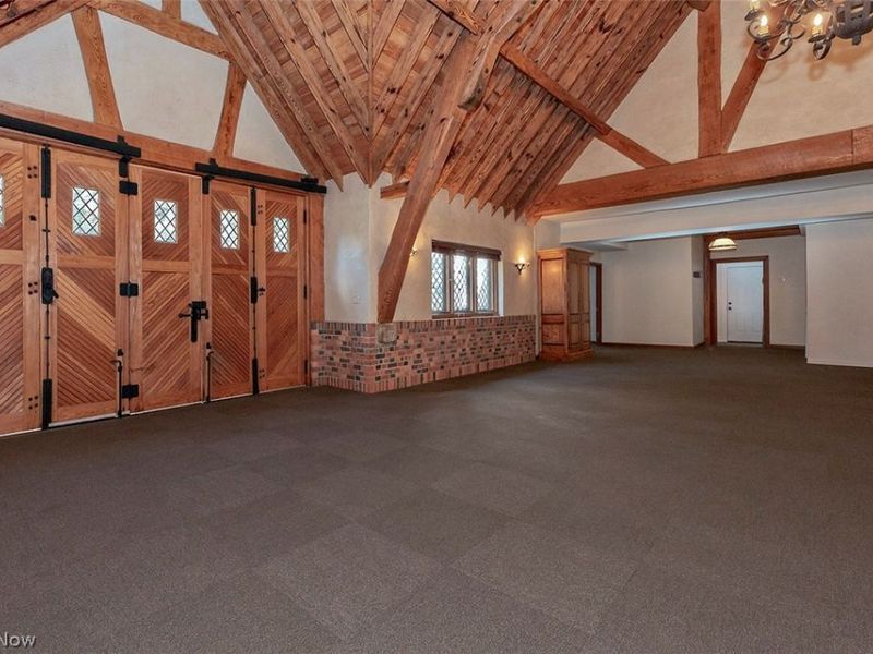 7020 S Woodland Road , Chagrin Falls, OH 44022 Photo 7