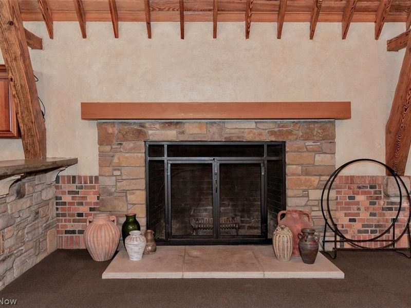 7020 S Woodland Road , Chagrin Falls, OH 44022 Photo 9