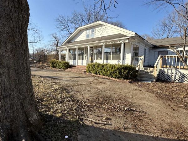 1702 W NETTLETON AVE , Jonesboro, AR 72401