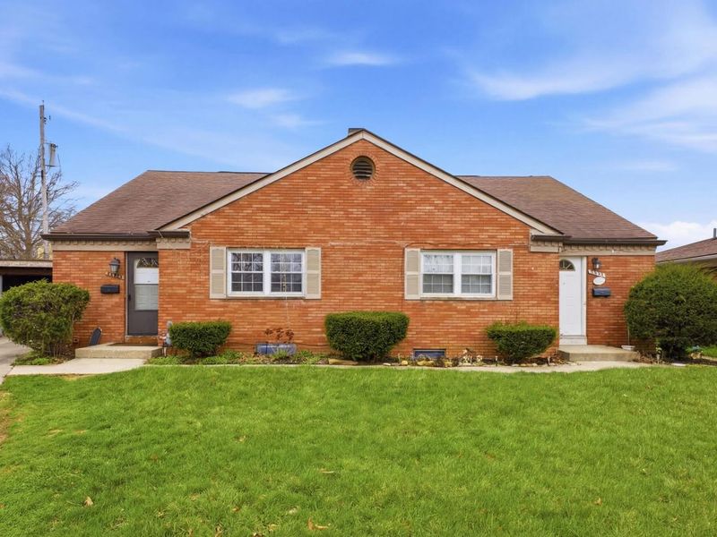 3092-3094 Cressing Court , Columbus, OH 43227 Photo 1