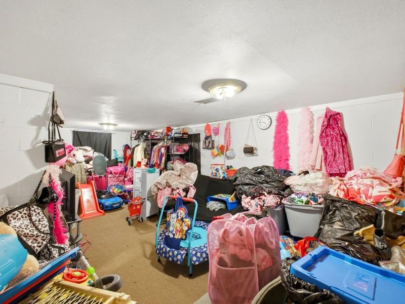 3092-3094 Cressing Court , Columbus, OH 43227 Photo 25