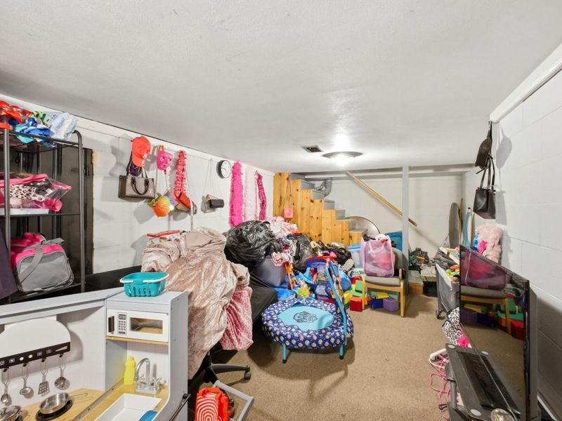 3092-3094 Cressing Court , Columbus, OH 43227 Photo 28