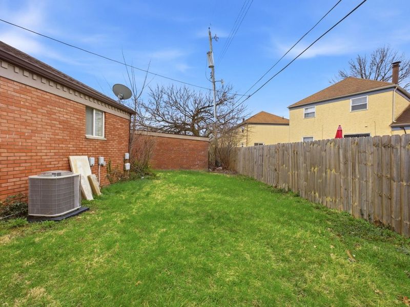 3092-3094 Cressing Court , Columbus, OH 43227 Photo 36