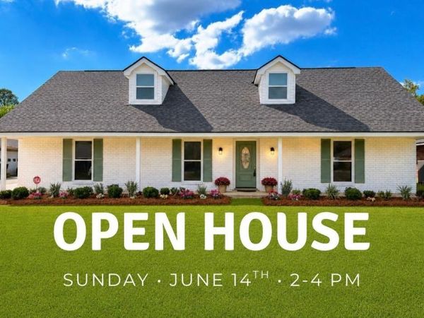 5236 Floynell Dr, Saint George, LA 70809