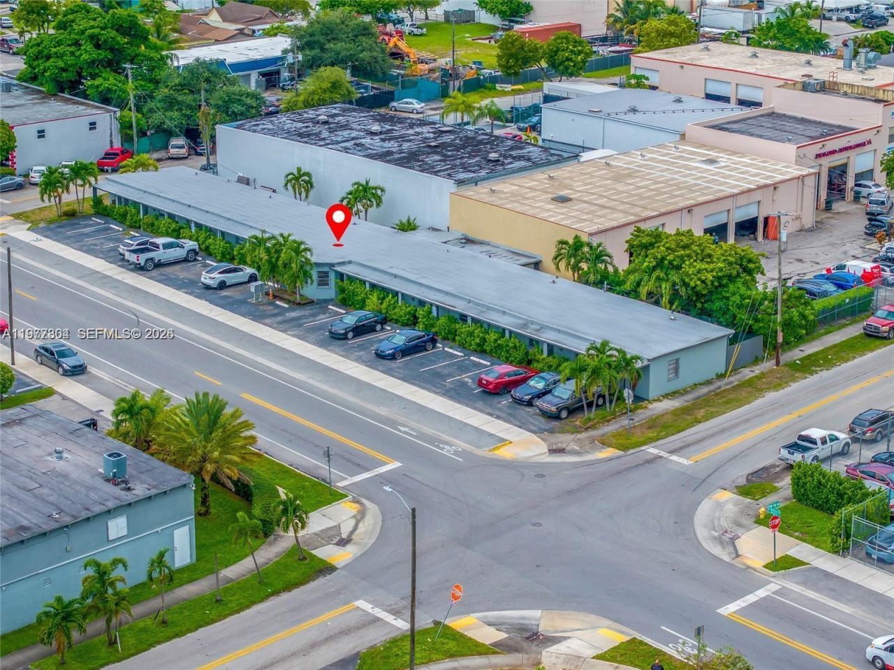 5807 SW 25th St , Unit 1-18, West Park, FL 33023 Photo