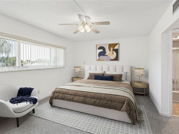 7887 Golf Circle Dr, Unit 203M, Margate, FL 33063