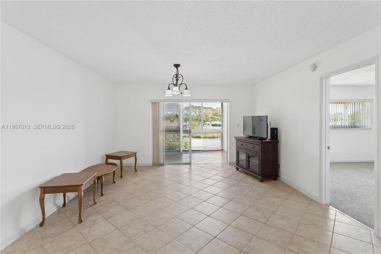 7887 Golf Circle Dr, Unit 203M, Margate, FL 33063 Photo