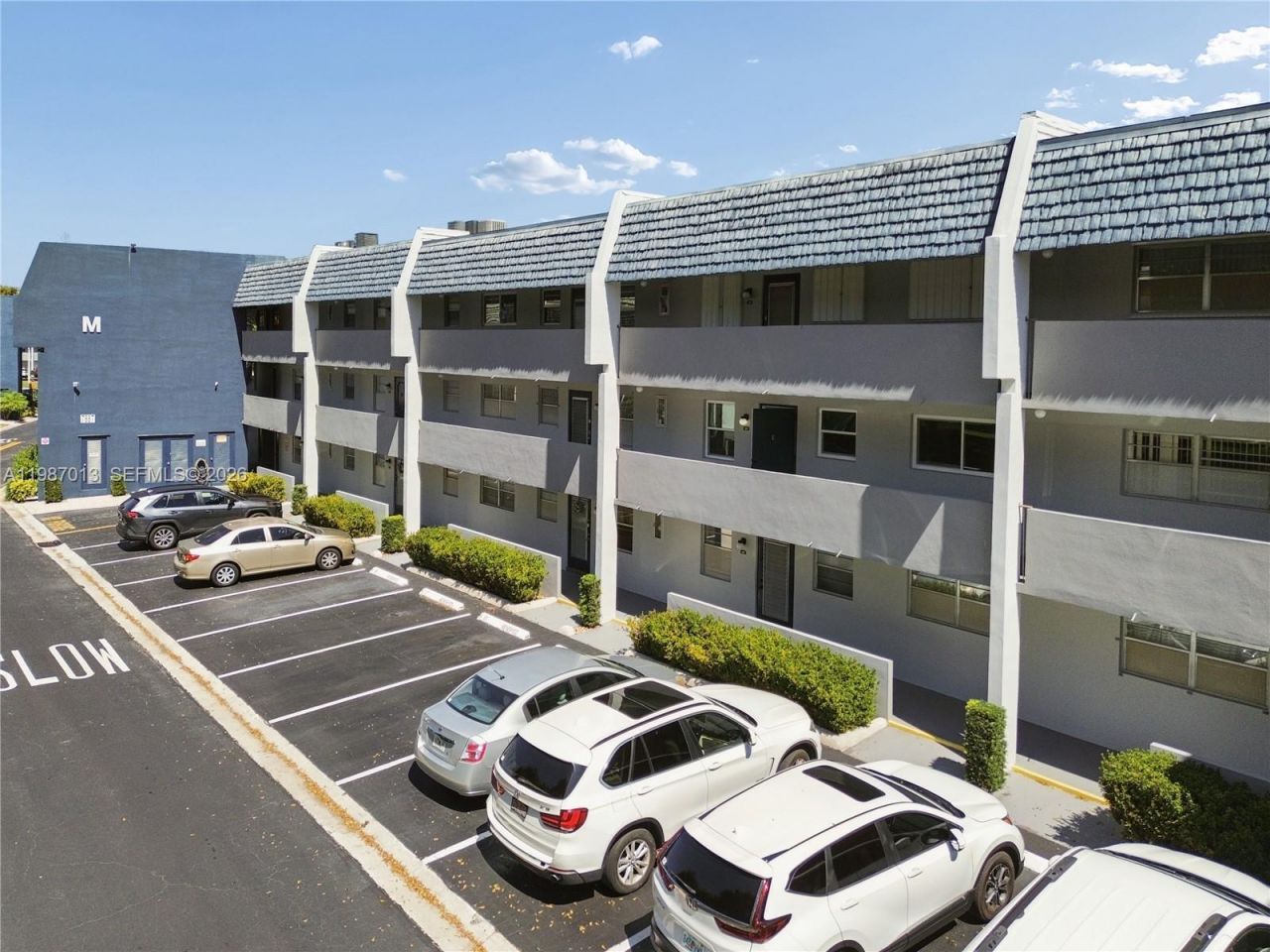 7887 Golf Circle Dr, Unit 203M, Margate, FL 33063 Photo