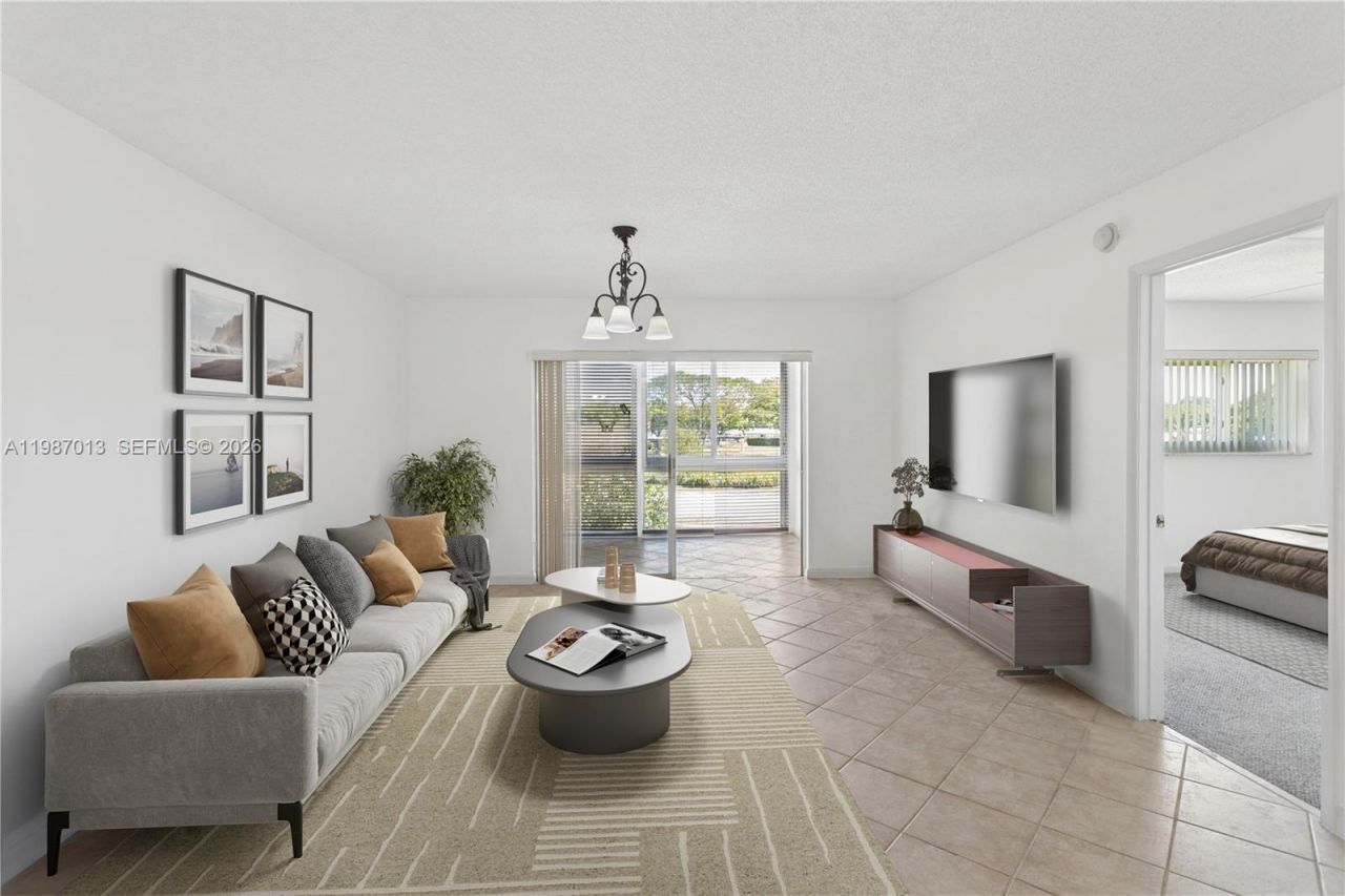 7887 Golf Circle Dr, Unit 203M, Margate, FL 33063 Photo