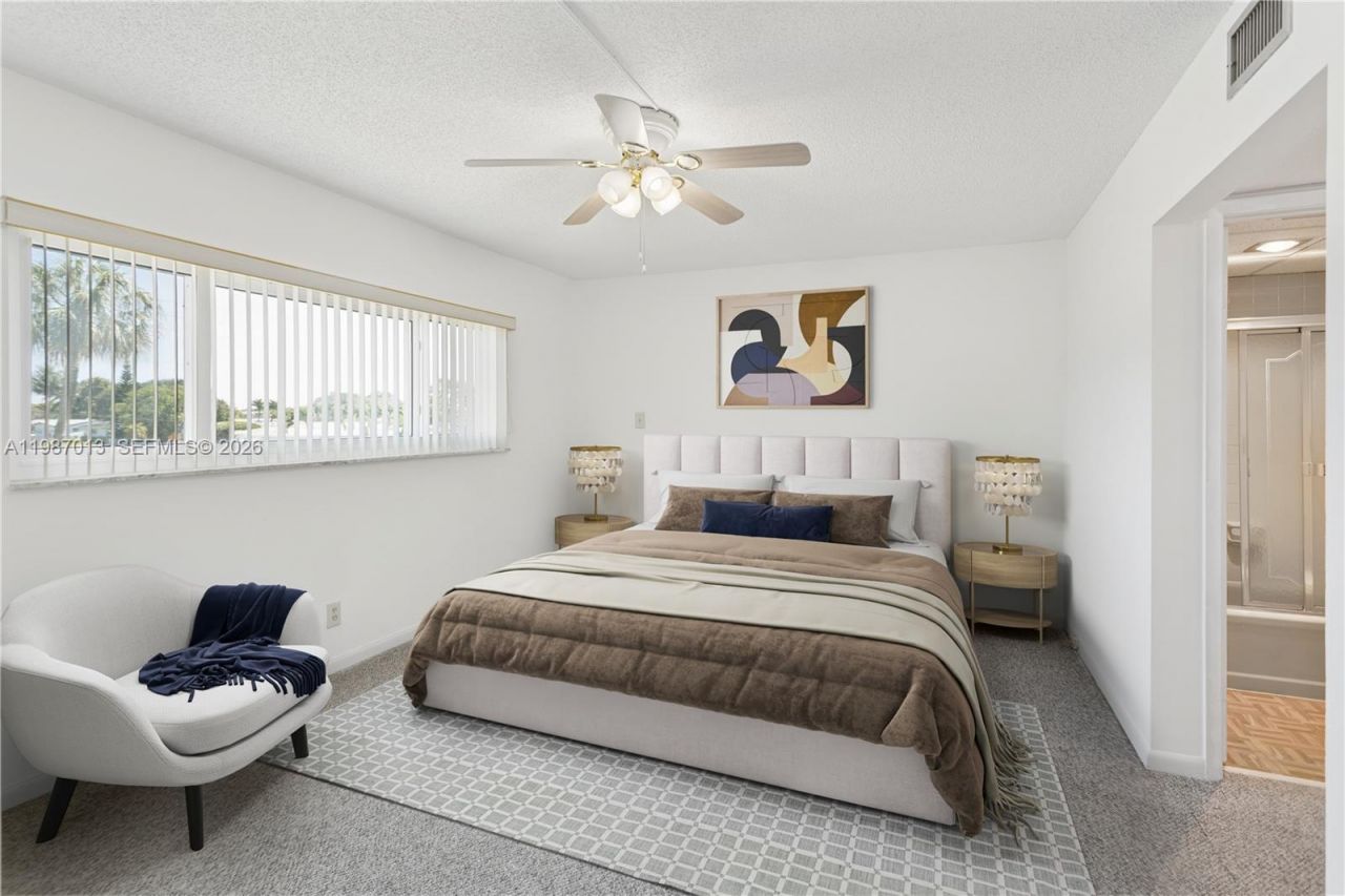 7887 Golf Circle Dr, Unit 203M, Margate, FL 33063 Photo