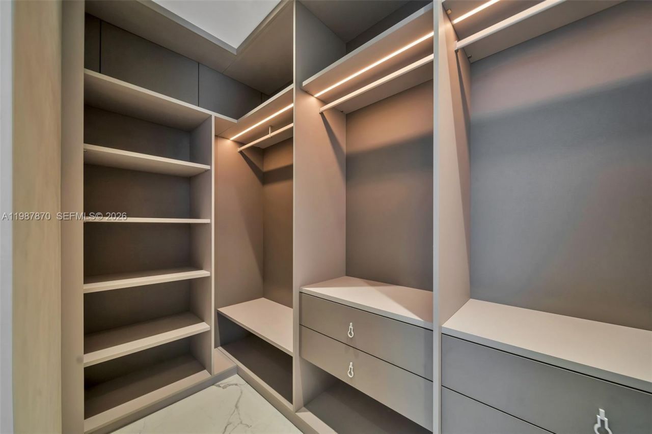 2711 S Ocean Dr , Unit 3905, Hollywood, FL 33019 Photo