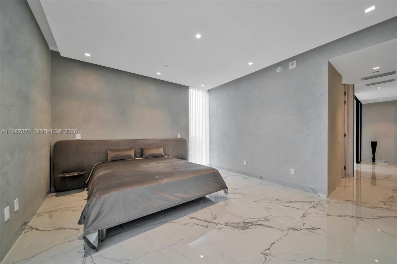 2711 S Ocean Dr , Unit 3905, Hollywood, FL 33019 Photo