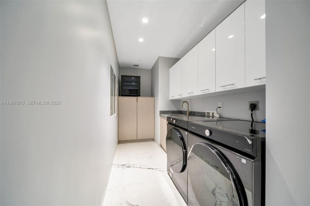 2711 S Ocean Dr , Unit 3905, Hollywood, FL 33019 Photo