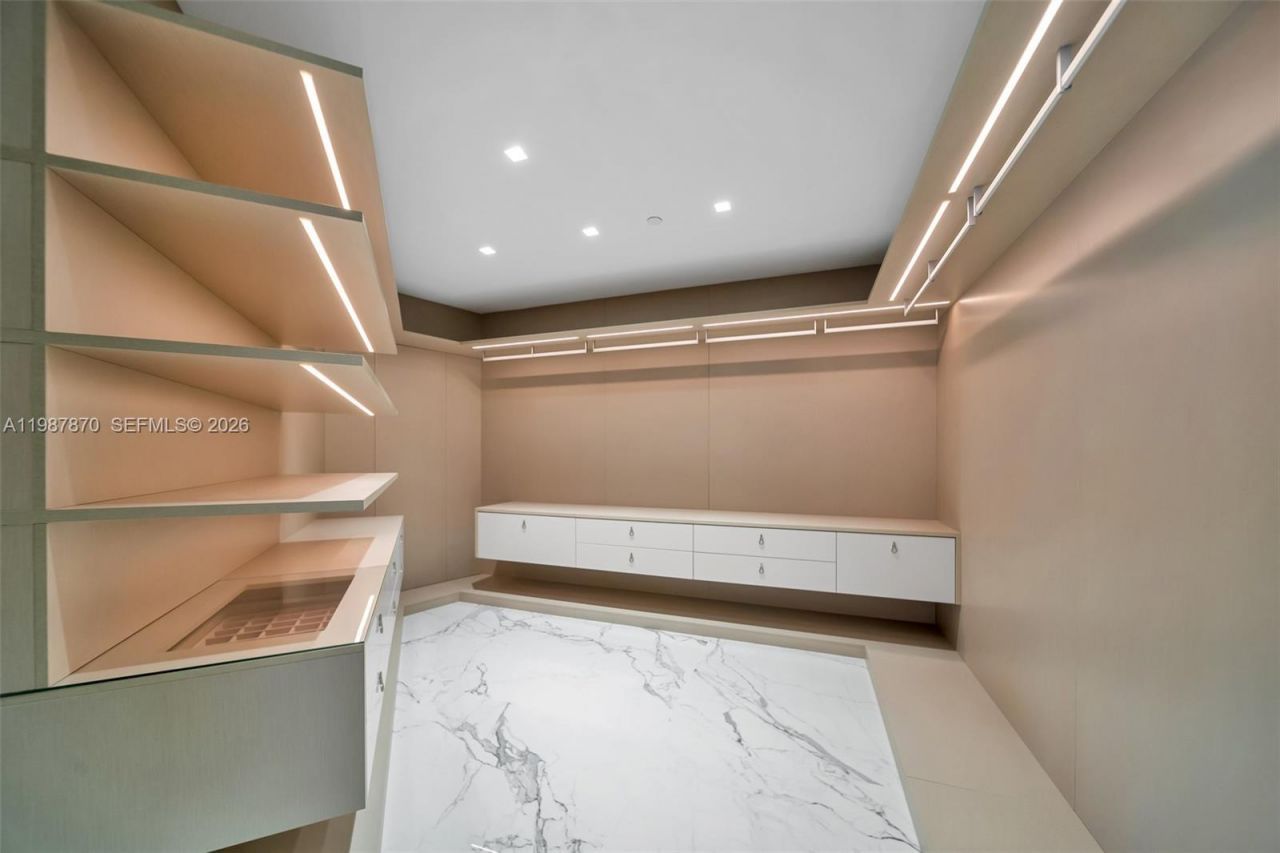 2711 S Ocean Dr , Unit 3905, Hollywood, FL 33019 Photo