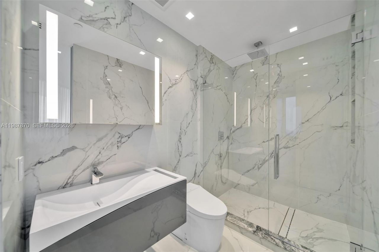 2711 S Ocean Dr , Unit 3905, Hollywood, FL 33019 Photo