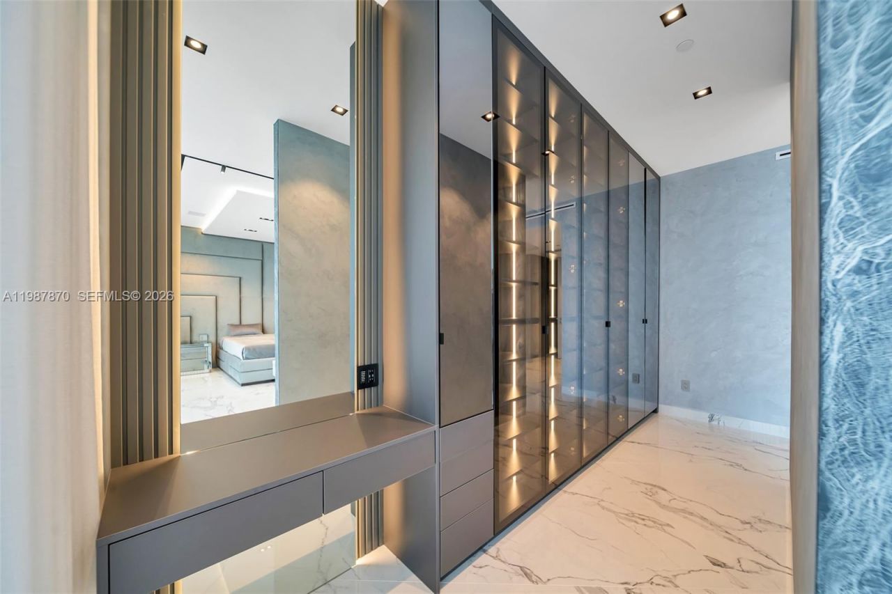 2711 S Ocean Dr , Unit 3905, Hollywood, FL 33019 Photo