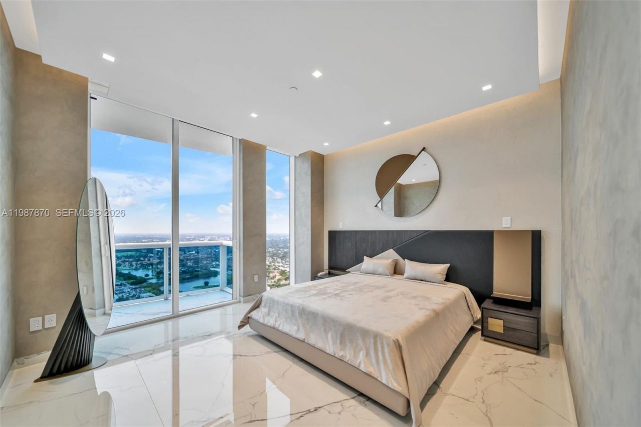 2711 S Ocean Dr , Unit 3905, Hollywood, FL 33019 Photo