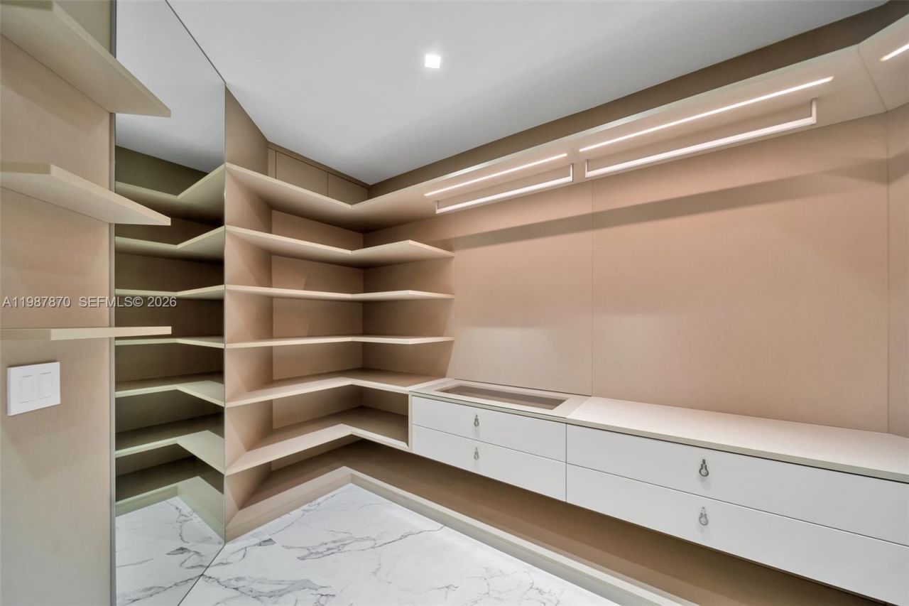 2711 S Ocean Dr , Unit 3905, Hollywood, FL 33019 Photo