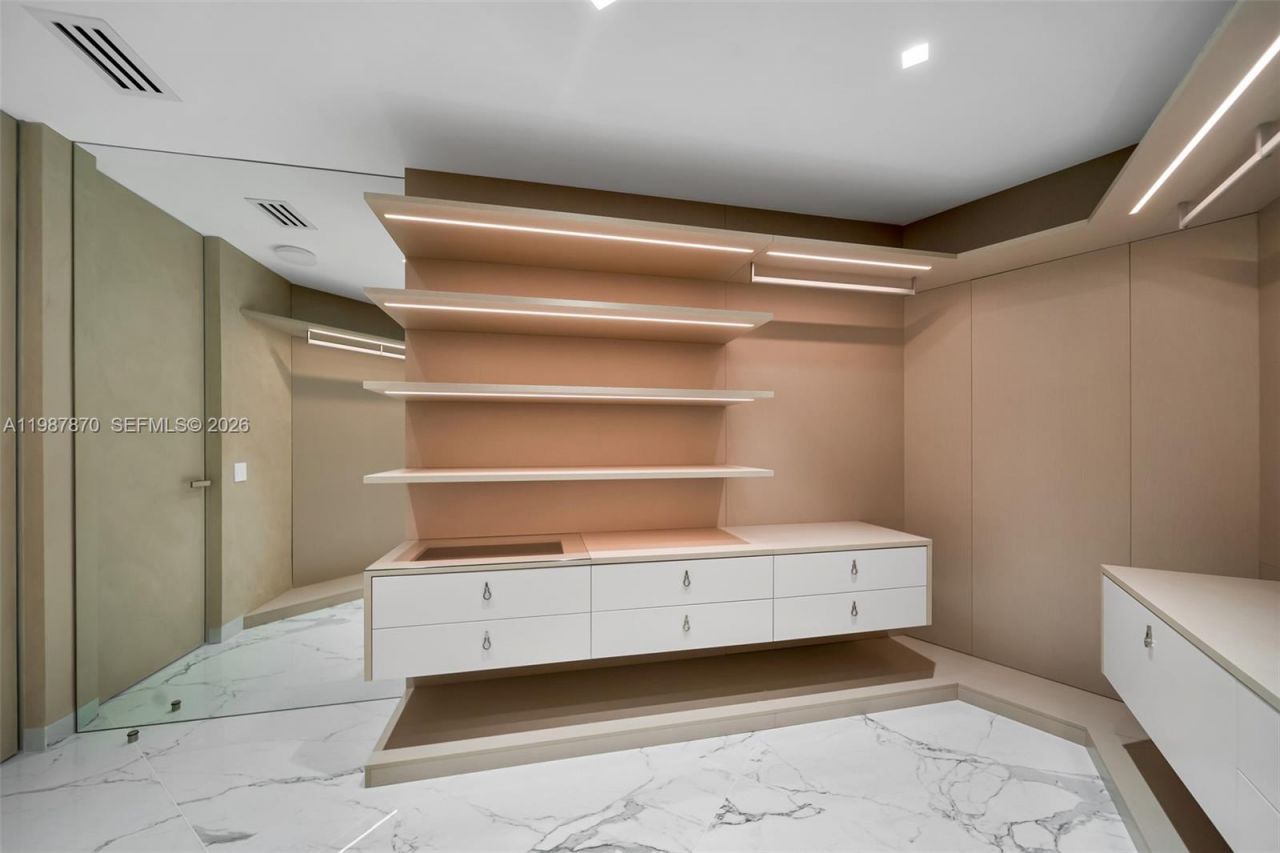 2711 S Ocean Dr , Unit 3905, Hollywood, FL 33019 Photo