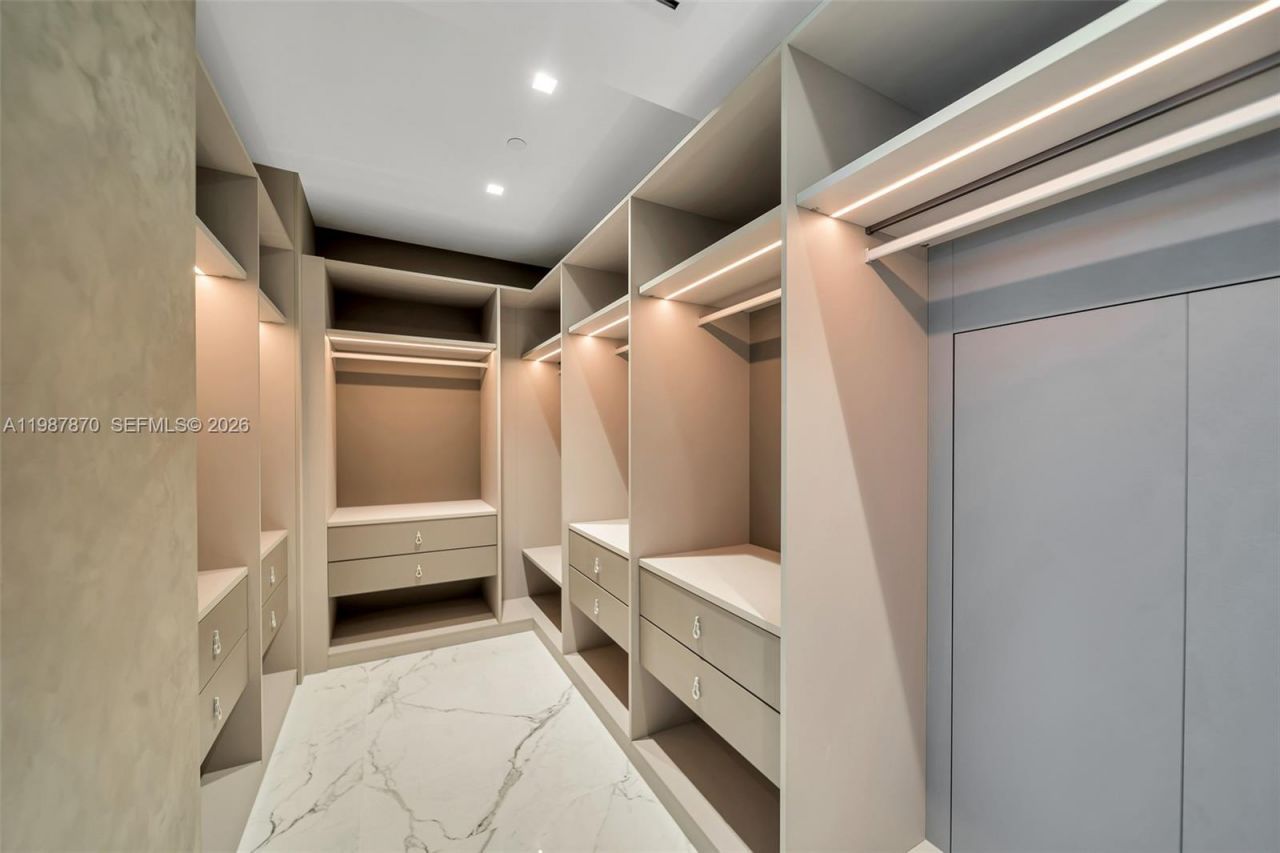 2711 S Ocean Dr , Unit 3905, Hollywood, FL 33019 Photo