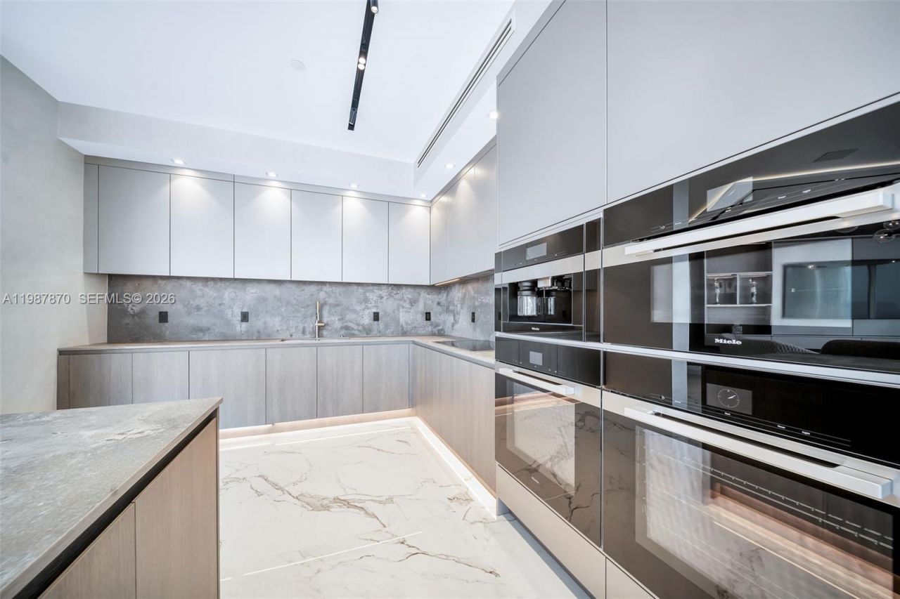 2711 S Ocean Dr , Unit 3905, Hollywood, FL 33019 Photo