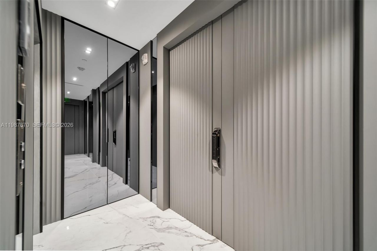 2711 S Ocean Dr , Unit 3905, Hollywood, FL 33019 Photo