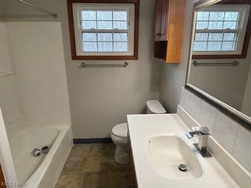 1378 Devon Drive NW, North Canton, OH 44720 Photo 10