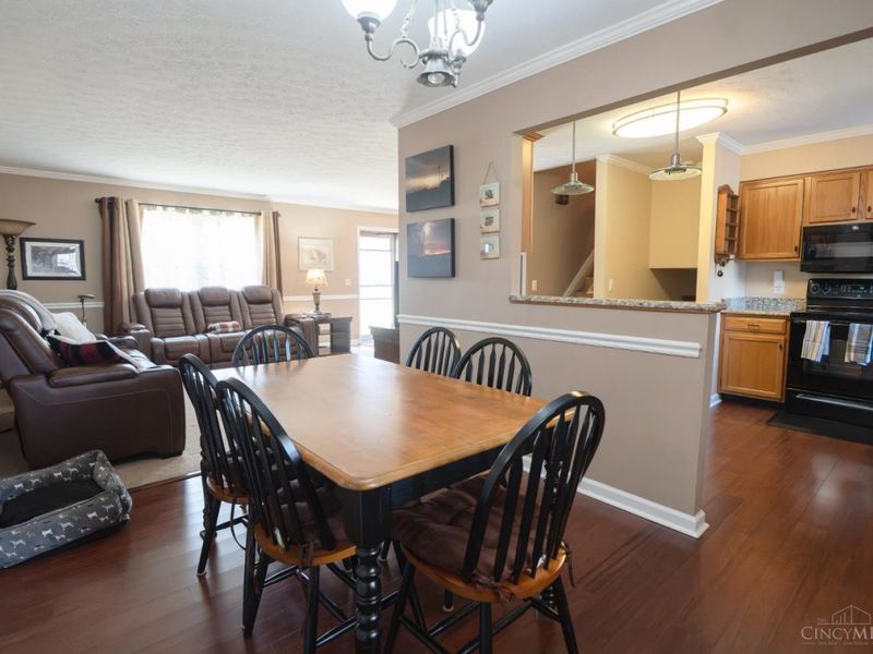 5912 Coachmont Drive, Fairfield, OH 45014 Photo 3