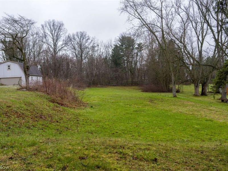 1713 Woods Road , Akron, OH 44306 Photo 1