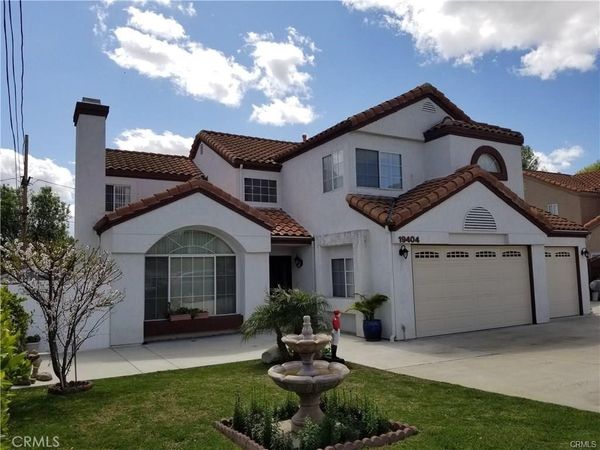 19404 Roscoe, Northridge, CA 91324