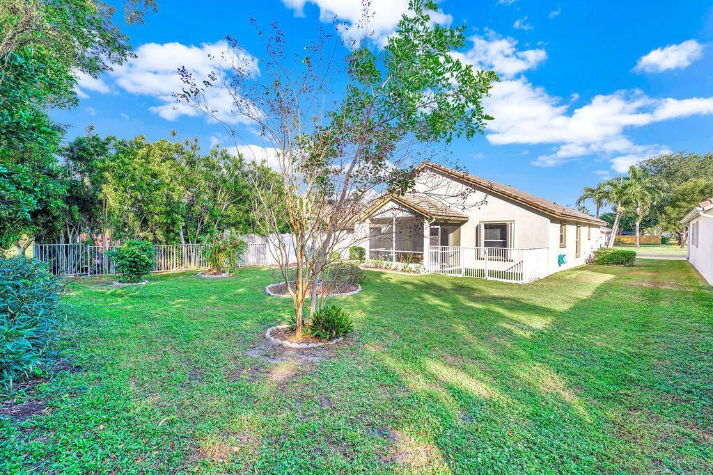 1883 Oak Berry Circle, Wellington, FL 33414 Photo