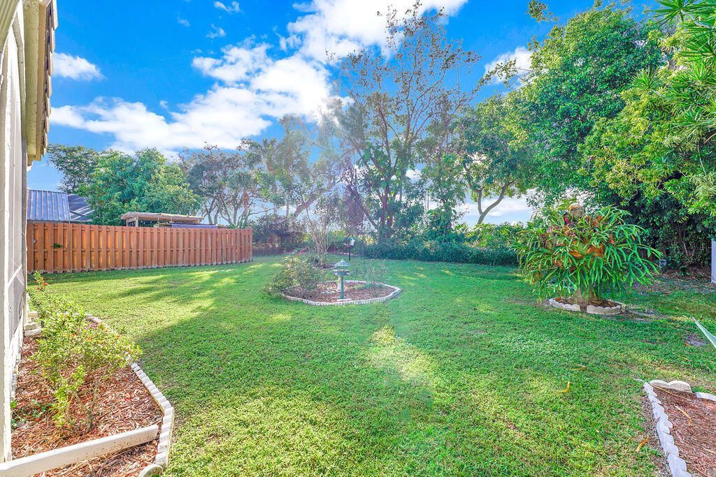 1883 Oak Berry Circle, Wellington, FL 33414 Photo