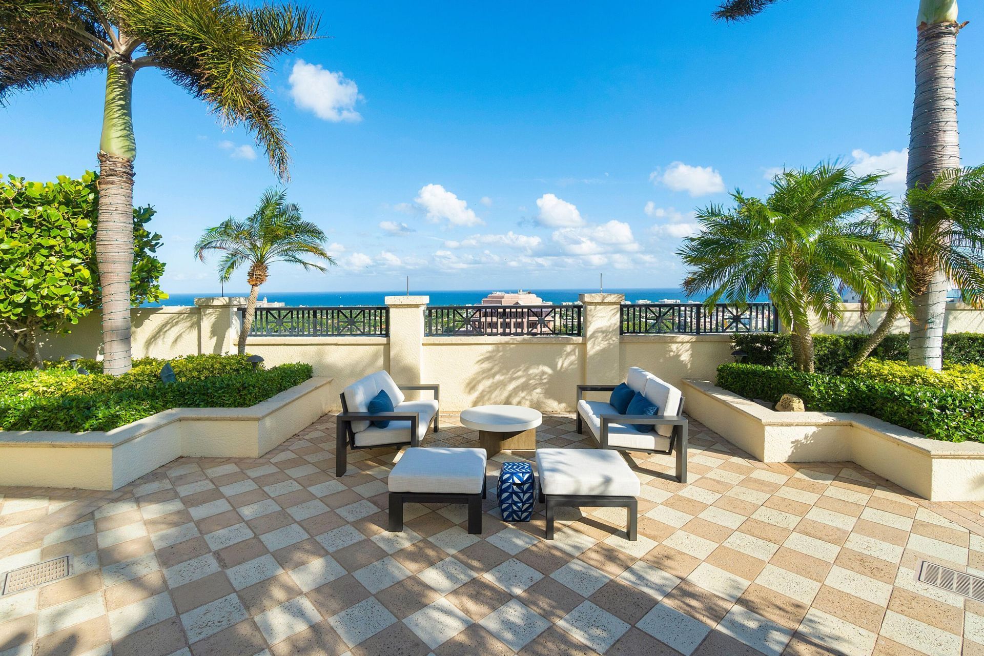 701 S Olive Avenue, Unit 1705, West Palm Beach, FL 33401 Photo